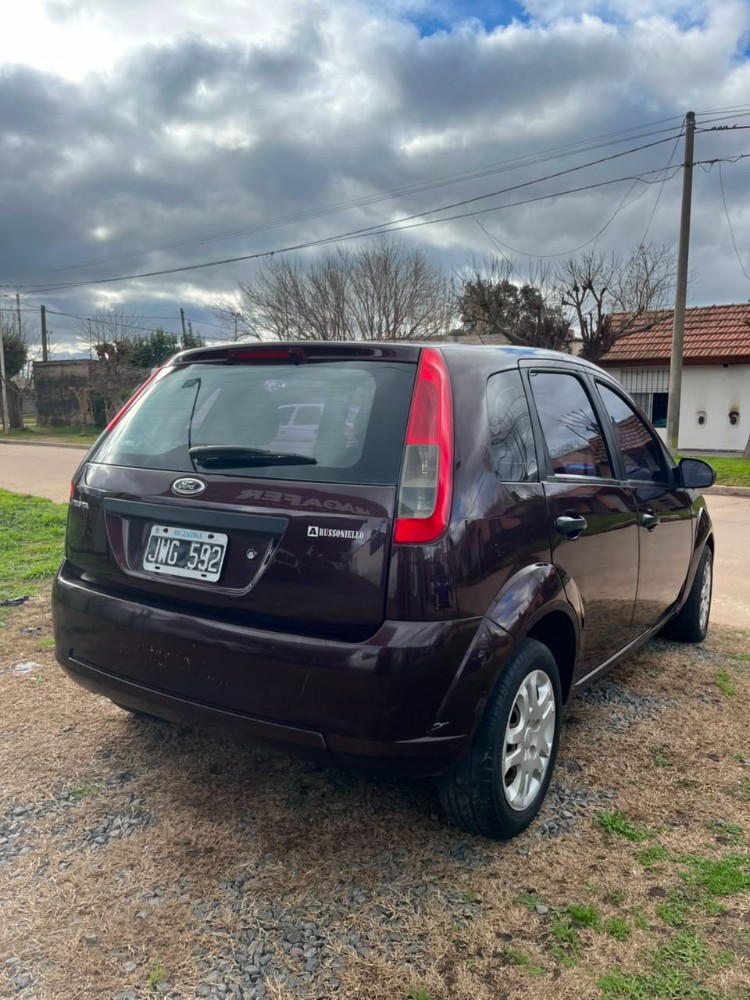 Ford FIESTA 5P 1,6 Edge Plus ABS One — foto 7